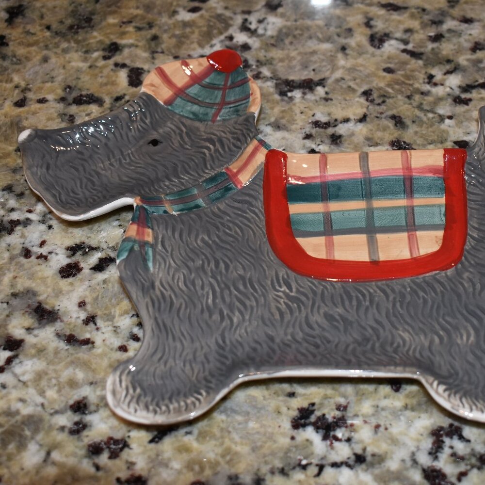 Very Cute Creative Co-op Scottie Serving Plate